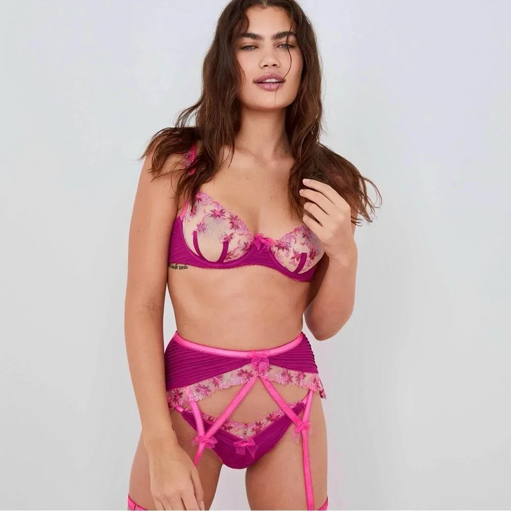 FOR LOVE & LEMONS Ophelie Bra + Matching Garter Belt Fuchsia XS NEW WITH TAGS